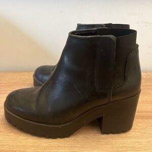 Zara platform Chucky boots size 37